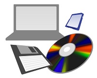 パソコンと記憶デバイスのイラスト